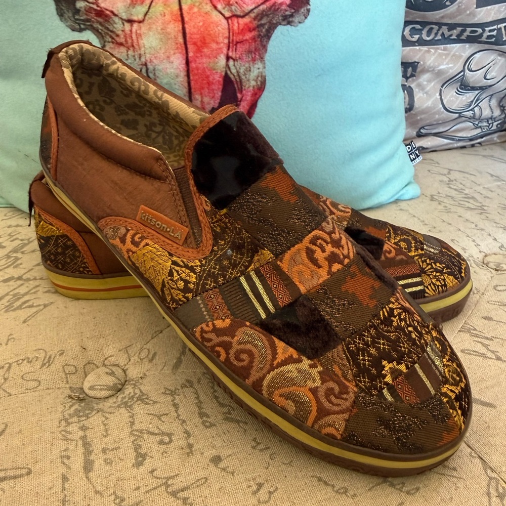 Kitson vintage Patchwork Slip-On Shoes women’s size 9
